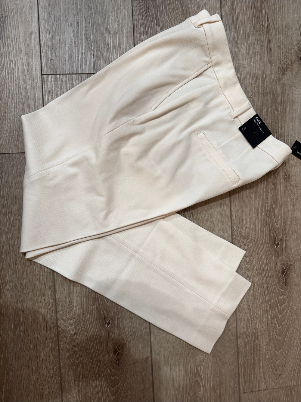 White House Black Market Cream Skinny Dress Pants